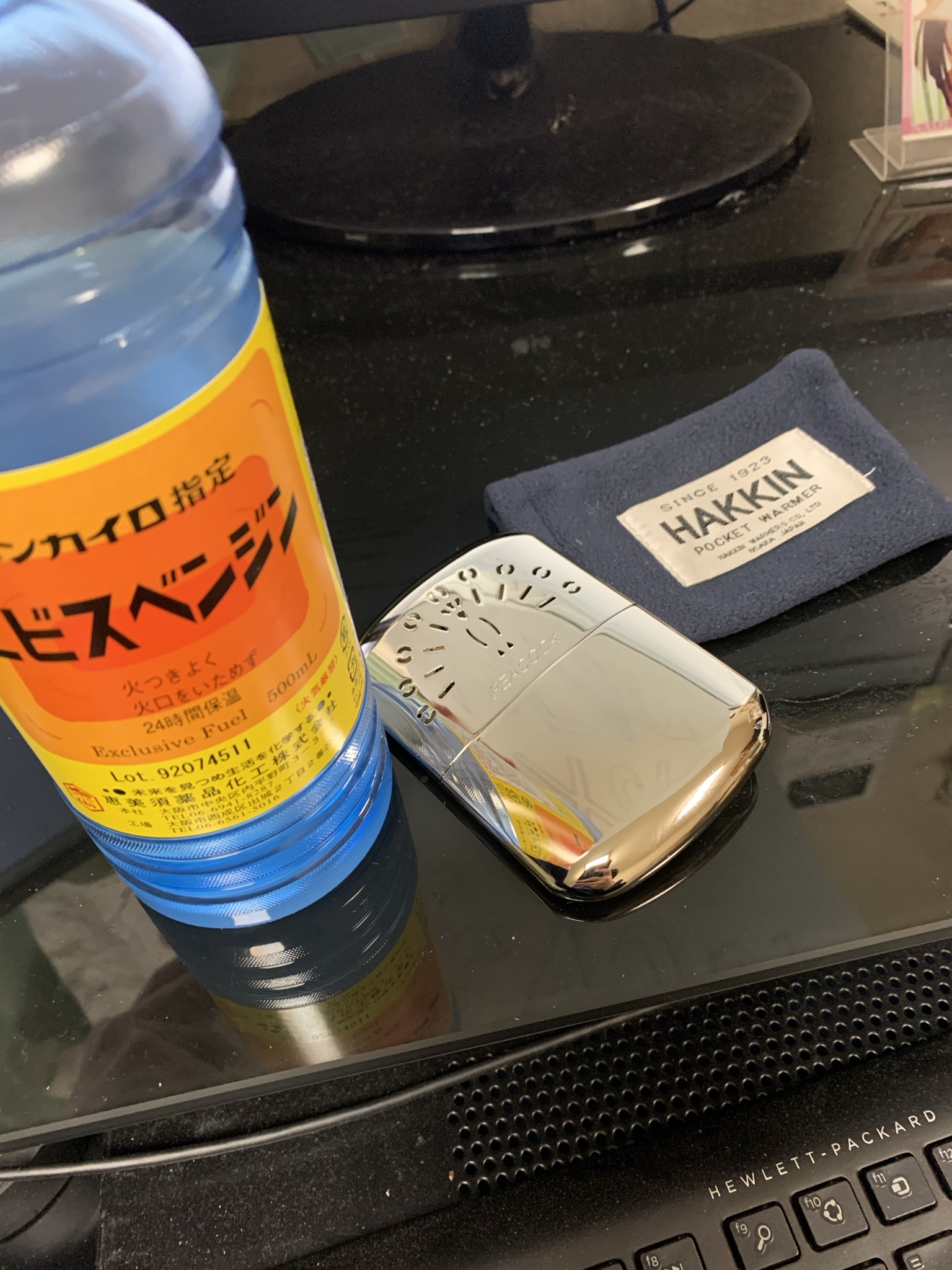 秋田 ハタハタ ハッキンカイロ ハクキンカイロ 白金カイロ 使い捨てカイロ 冷たい 暖まらない 使い捨てじゃない 持続 発熱 高温 ベンジン 安い 高い